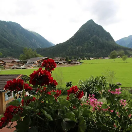 Neukirchen Near Slopes * Neukirchen am Großvenediger