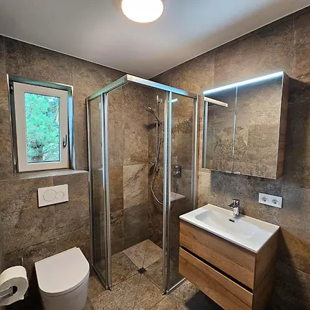 Lägenhet Neukirchen Near Slopes *